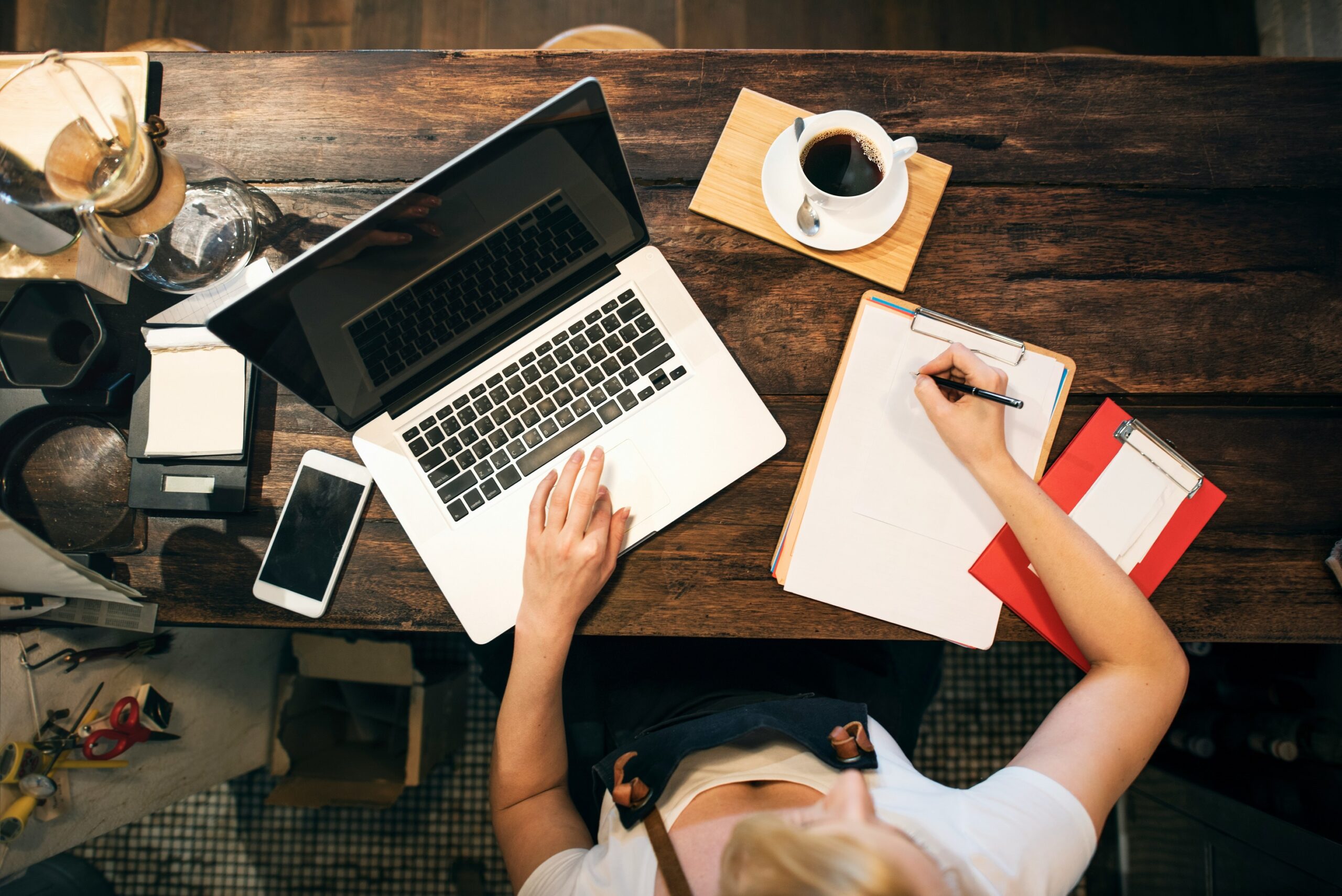 curated-lifestyle-WJvNDg3oOoQ-unsplash